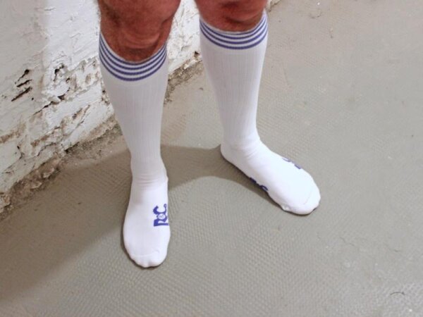 R&amp;Co Football Socks + Stripes 2.0 - White/Blue