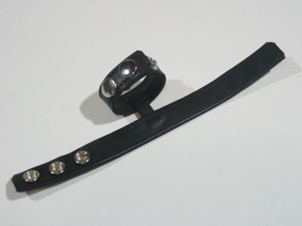 R&Co Double Cockstrap with Sharp Pins