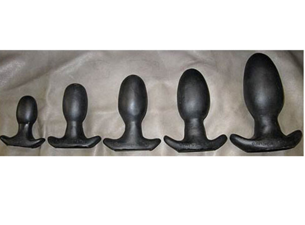 SquarePeg Toys Egg Plug Black M