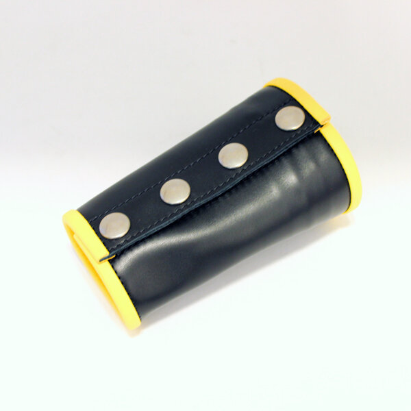 R&Co Gauntlet Wallet + Pipings Yellow S