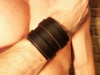 R&amp;Co Buckled Wristband Black