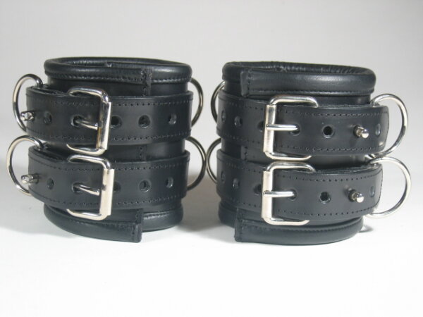 R&Co Heavy Duty 10 cm Wide Double Buckled Wrist Restraints