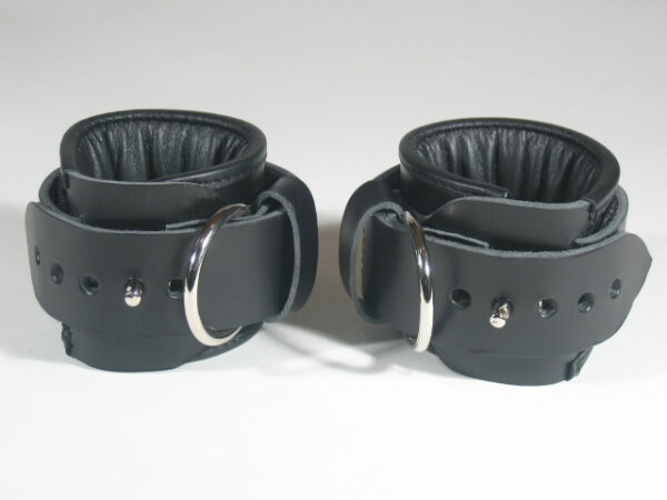 R&Co Wrist Restraints with Velcro Fastening